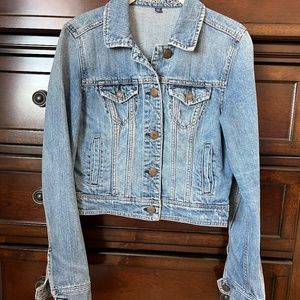 American Eagle Jean Jacket -- Size M